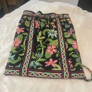 RARE! Vera Bradley Botanica Drawstring Backpack Retired Style & Pattern.